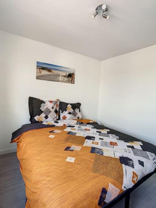 Cosy T2 Wifi Parking Proche Gare Centre Ville Saint-Quentin  Eksteriør billede